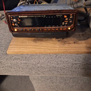 Radio Coche Pioneer KEH-P8400R-W