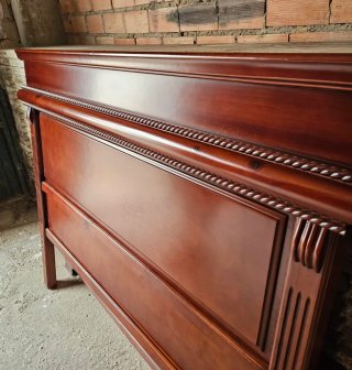 Dormitorio madera maciza clásico