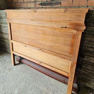 Dormitorio madera maciza clásico