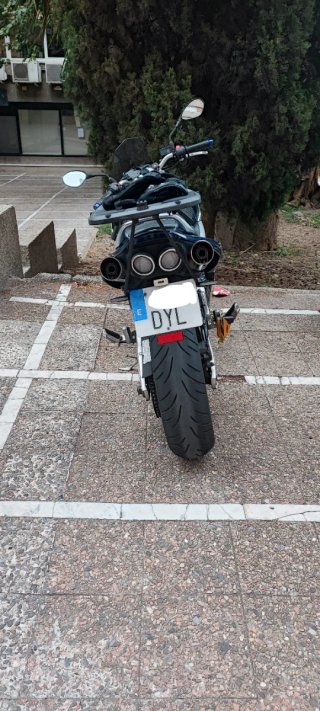 Suzuki GSR 600 Etiqueta C (verde)