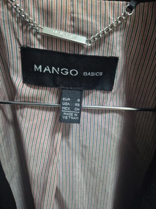 Americana Mango Negra
