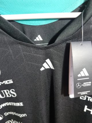 Camiseta Mercedes AMG Petronas F1 Talla XL Negra