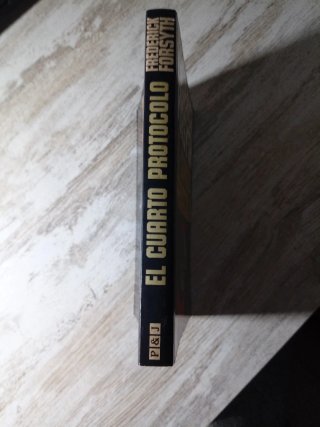 LIBRO El cuarto pritocolo. Por Frederick Forsyth