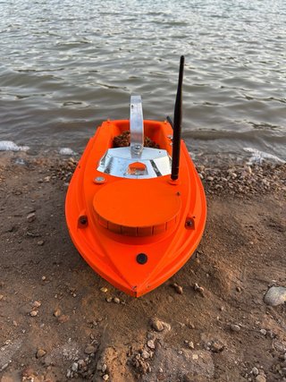 Barco Cebador Pesca Flytec V030 + Lucky FF918-C