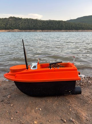Barco Cebador Pesca Flytec V030 + Lucky FF918-C