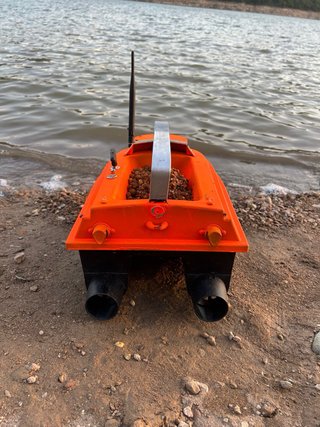 Barco Cebador Pesca Flytec V030 + Lucky FF918-C