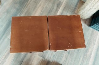 Costurero antiguo de madera
