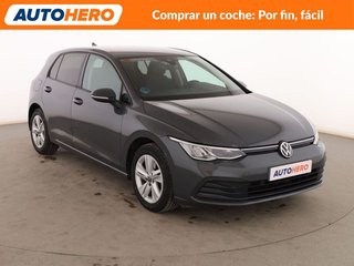 Volkswagen Golf 1.0 eTSI Life