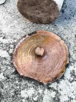 Orza/olla de barro antigua con tapa