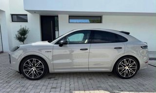 Porsche Cayenne 2025