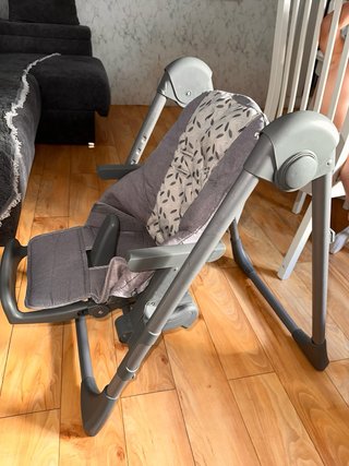 Trona evolutiva gris