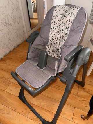 Trona evolutiva gris