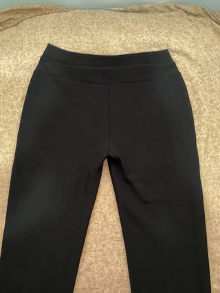 Pantalón negro botones dorados talla M