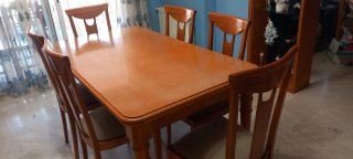 Mesa extensible de comedor y 8 sillas madera