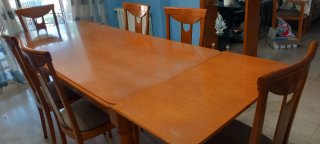 Mesa extensible de comedor y 8 sillas madera