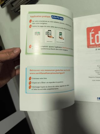 Libro de francés. Édito A2  cahier d'activités 2e