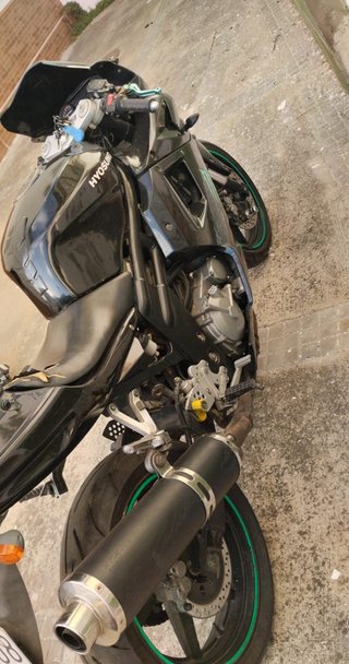 VENDO O CAMBIO MOTO POR UNA MÁS CHICA