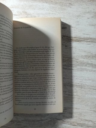 Los crímenes de la viuda roja