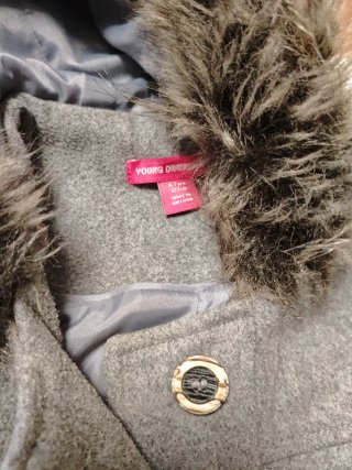 Abrigo niña talla 6 gris con capucha
