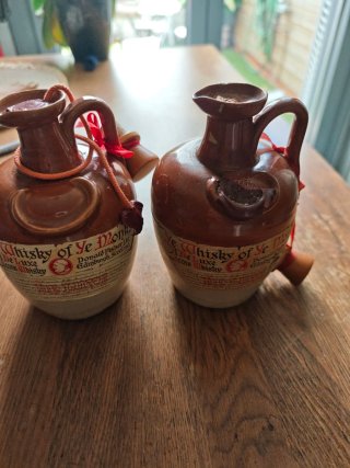 Jarra cerámica whisky