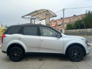 Mahindra XUV 500 W10!! 2019