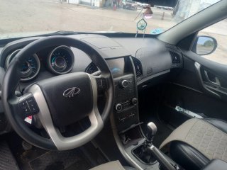 Mahindra XUV 500 W10!! 2019
