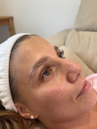 Lifting pestañas y laminado cejas