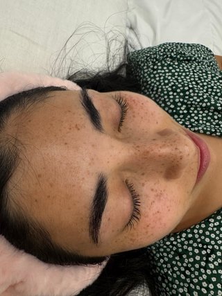 Lifting pestañas y laminado cejas