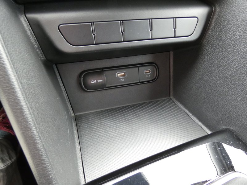 Kia Sportage 2023, foto 21