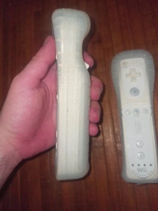 2 mandos de wii con funda