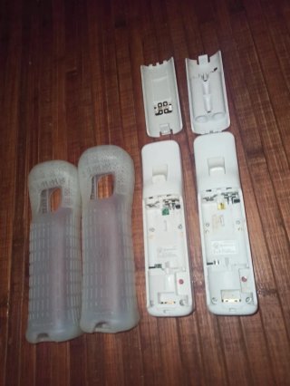 2 mandos de wii con funda