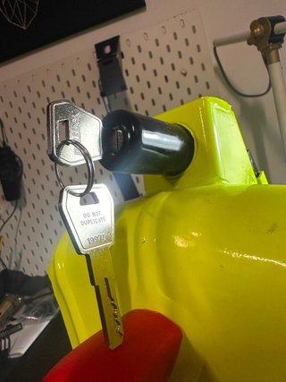Bullock Defender Antirrobo Volante