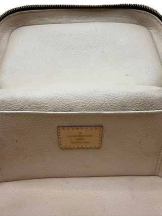 Neceser Louis Vuitton Marrón