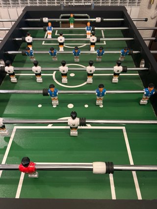 Futbolín casi nuevo
