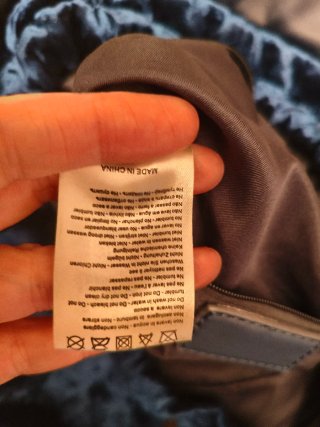 Mochila de terciopelo azul