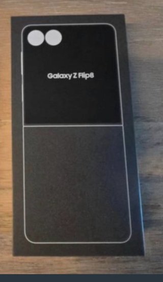 Samsung Galaxy Z Flip 8 Graphite
