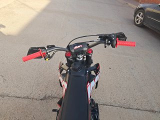 Pit Bike IMR 125cc 4T Negra/Roja