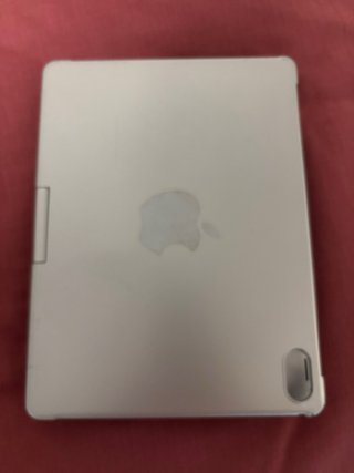 Funda iPad 10ª Gen con Teclado y Trackpad.