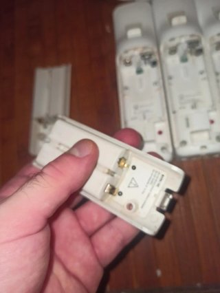 4 Mandos Wii + Base de Carga