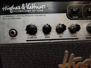 Amplificador Hughes & Kettner Matrix 100