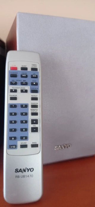 Minicadena Sanyo USB/SD