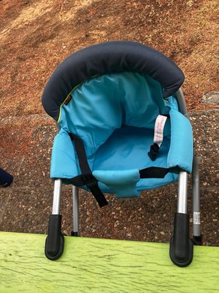 Silla de mesa para bebé portatil