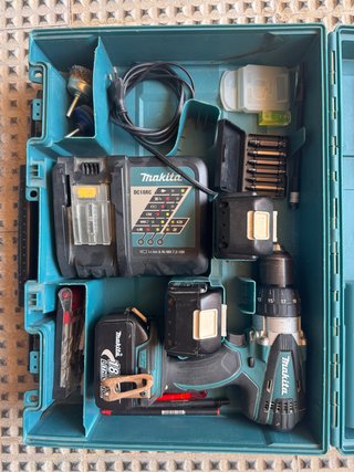 Taladro Makita BHP458