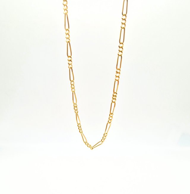 Cadena de oro de 18k. Fígaro. 25.48 g. 51cm