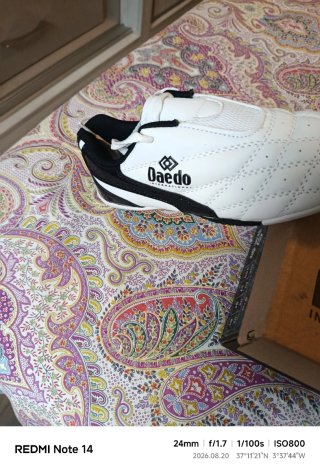 Zapatillas Taekwondo Daedo Blancas y Negras