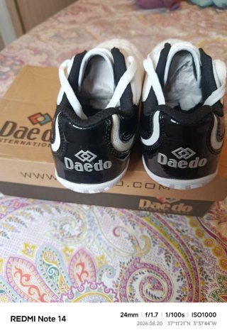 Zapatillas Taekwondo Daedo Blancas y Negras