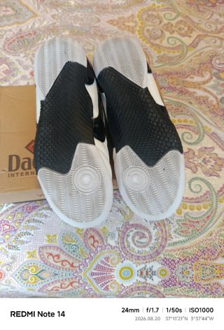 Zapatillas Taekwondo Daedo Blancas y Negras