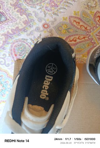 Zapatillas Taekwondo Daedo Blancas y Negras