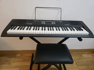 Piano digital Alesis – Buen estado – 70 €