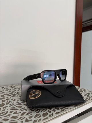Gafas de Sol Ray-Ban LUKAS Negras y Azules